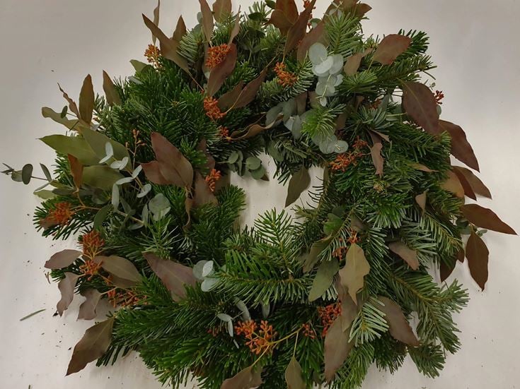step_9_wreath_making