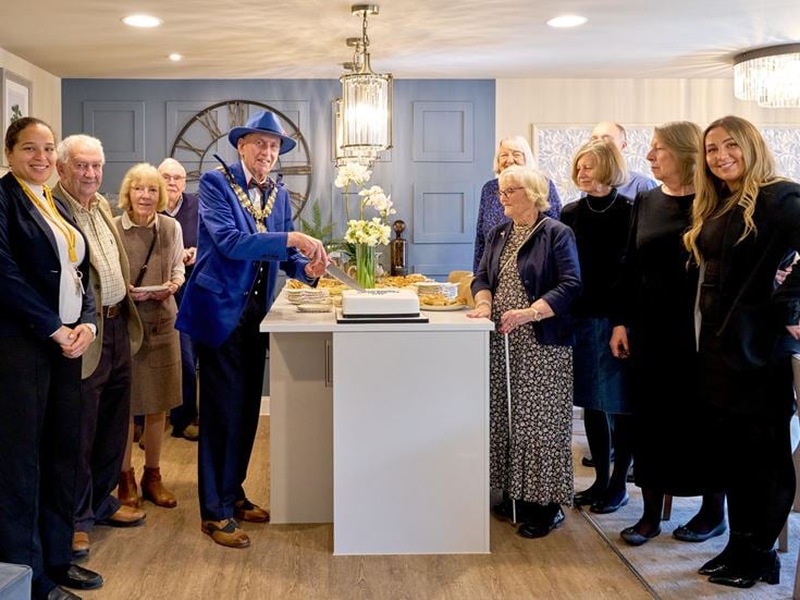 Mayor of Southend-on-Sea celebrates the grand open of Laburnums development