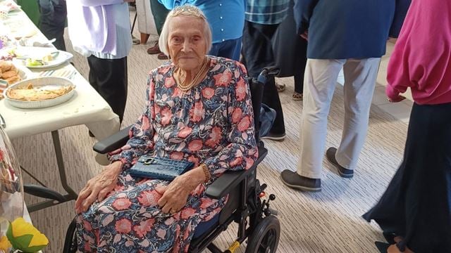 Margaret enjoys a week of celebrations to mark her centenary from her McCarthy & Stone retirement property in Wiltshire