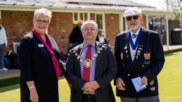 Blandford Forum bowling club accepts cheque from McCarthy & Stone
