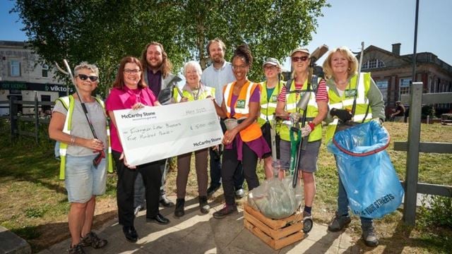 McCarthy & Stone donates to Erdington Litter Busters