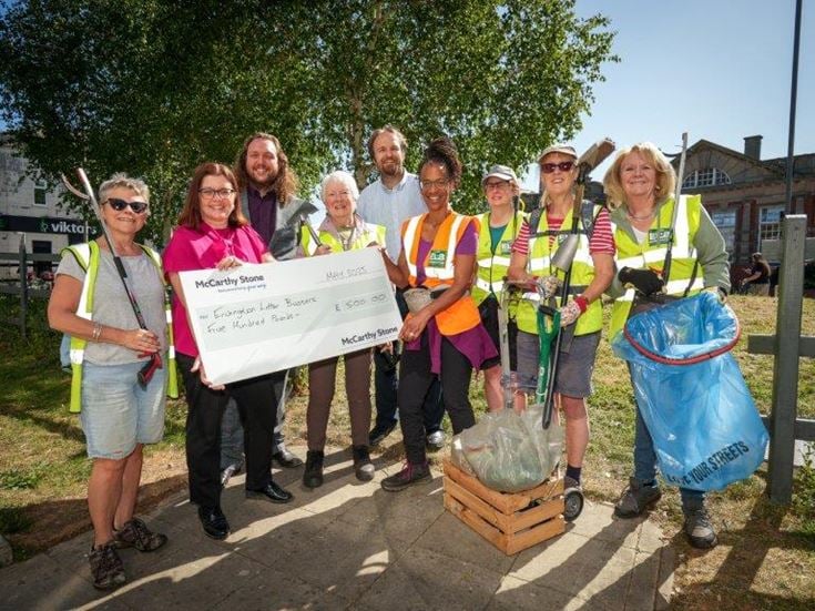 McCarthy & Stone donates to Erdington Litter Busters