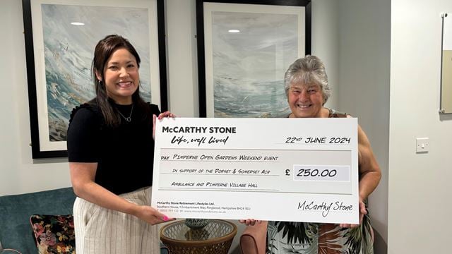 STOUR GATE - Pimperne Open Garden Cheque