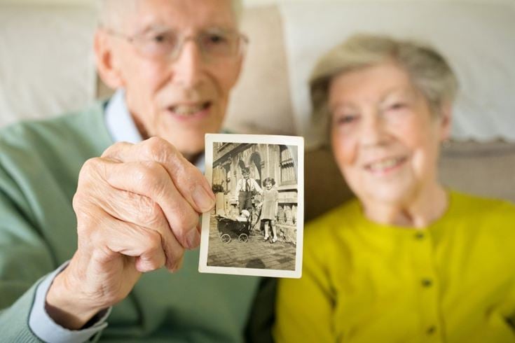 Jenny Hurford and Michael Lambert reminiscing about their younger days while enjoying their time together at Ridgeway Court