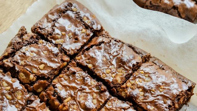 Chocolate brownies McCarthy & Stone