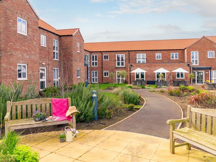 a bench in a courtyard
