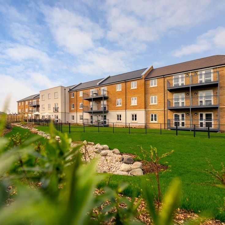 Casterbridge Court gardens