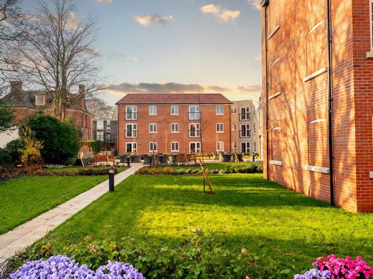 eastry-place-retirement-properties-sale-rent-garden