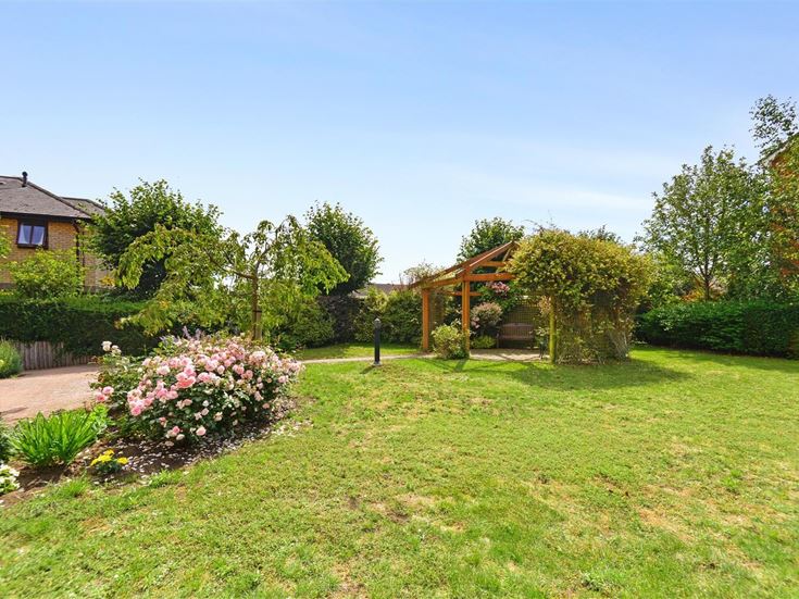 Goodes Court gardens