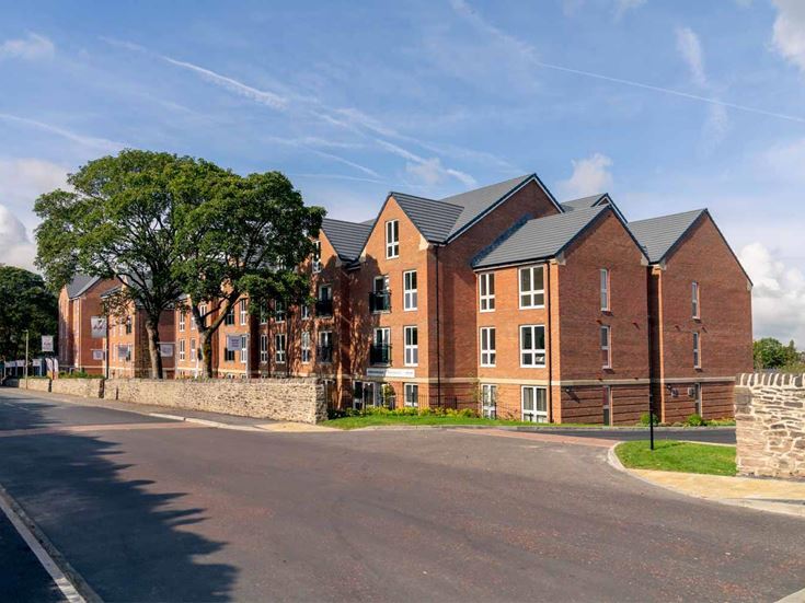 Kings Scholars Court Exterior