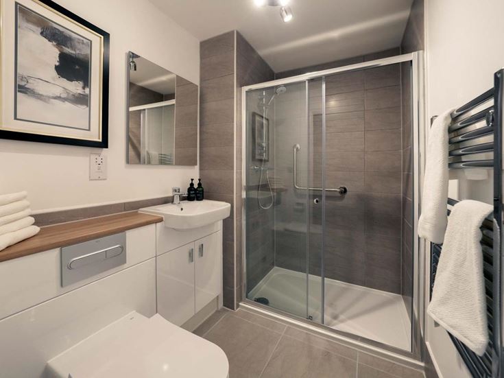 Kings Scholars Court Shower Room