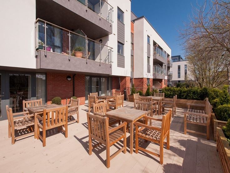 lock house retirement properties for sale rent