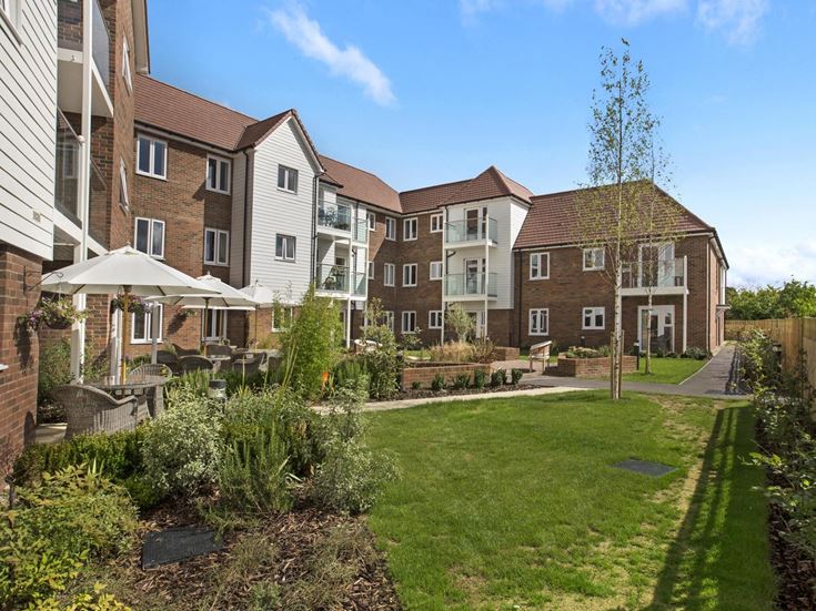 oak tree court retirement properties for sale rent