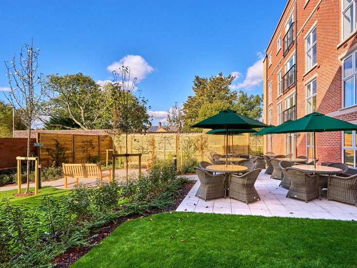 patio area with seating