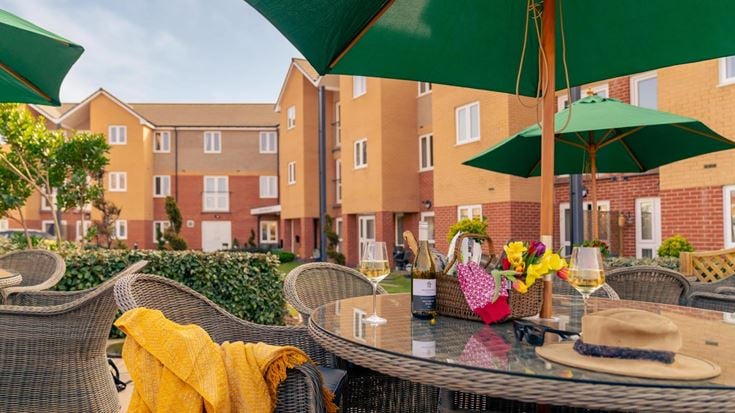 seymour court retirement properties for sale rent