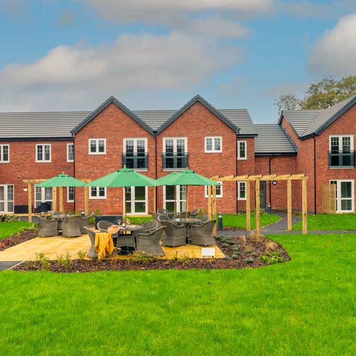 Symonds Grange, Willaston, 2537, gardens