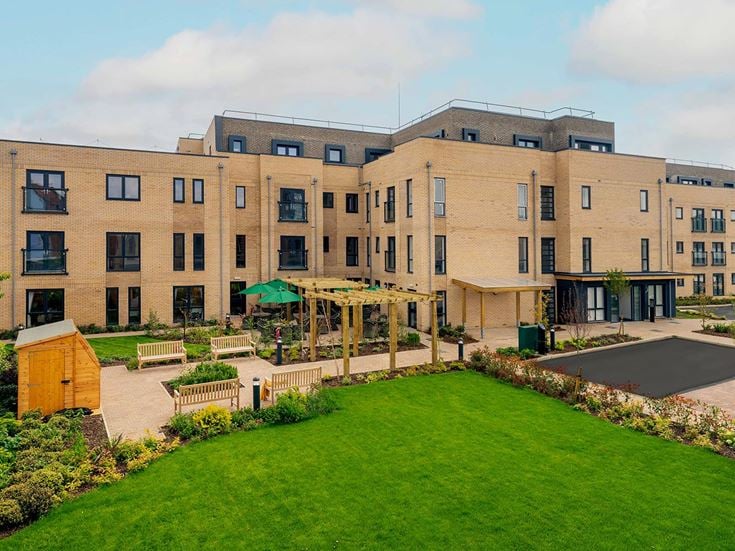 Thomas-Wolsey-Place-Retirement-Apartment-Sale-Gallery-24 jpg