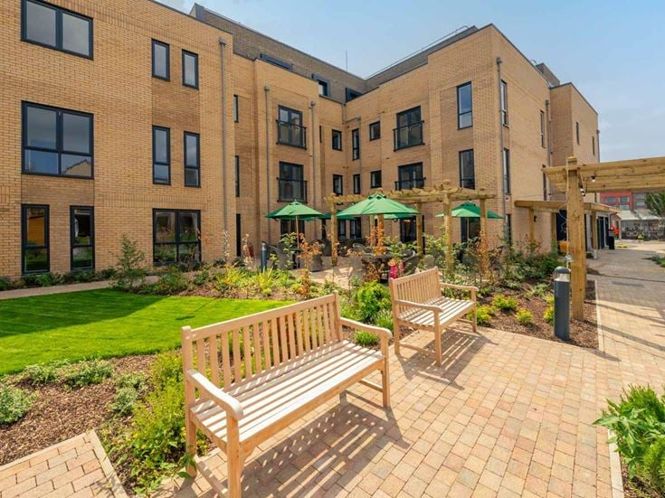 Thomas-Wolsey-Place-Retirement-Apartment-Sale-Gallery-8 jpg