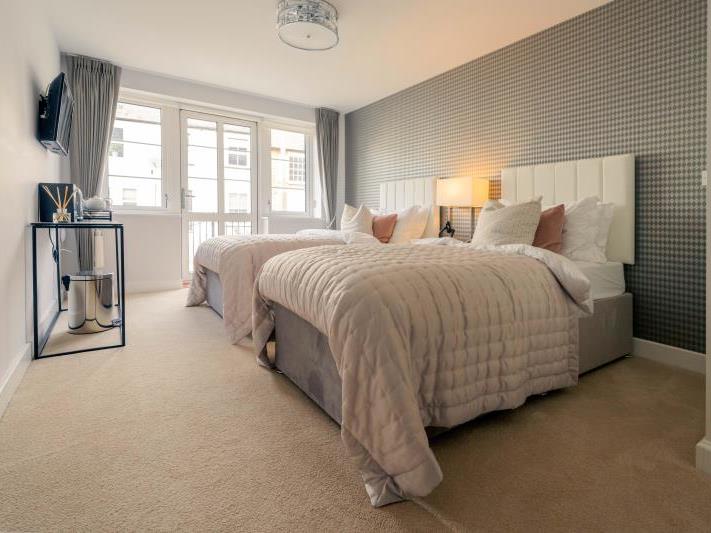 Guest suite