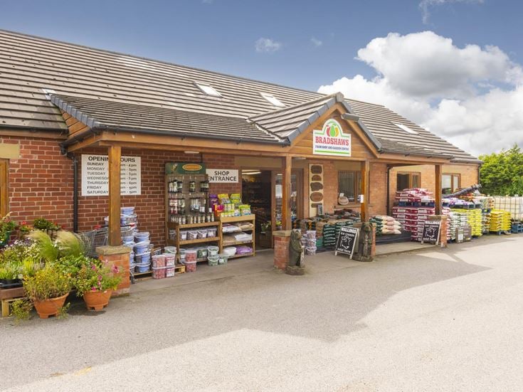The traditional high street in Garstang is lined with pubs, tea shops, cafes, restaurants and independent shops.