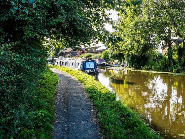 Scenic walks in Garstang along the banks of the Lancaster canal or the River Wyre.