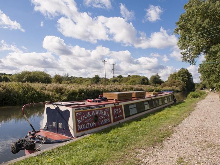 This delightful nature reserve in Thatcham is the perfect place for an easy waterside stroll in Berkshire