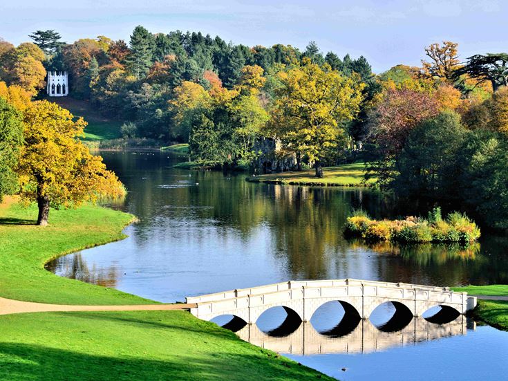 The Five Arch Bridge over the lake at Painshill Park.