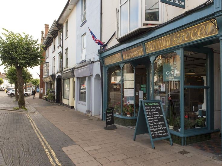 A street with a café in Cullompton.