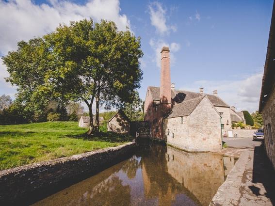Ivy Barn Cheltenham McCarthy & Stone