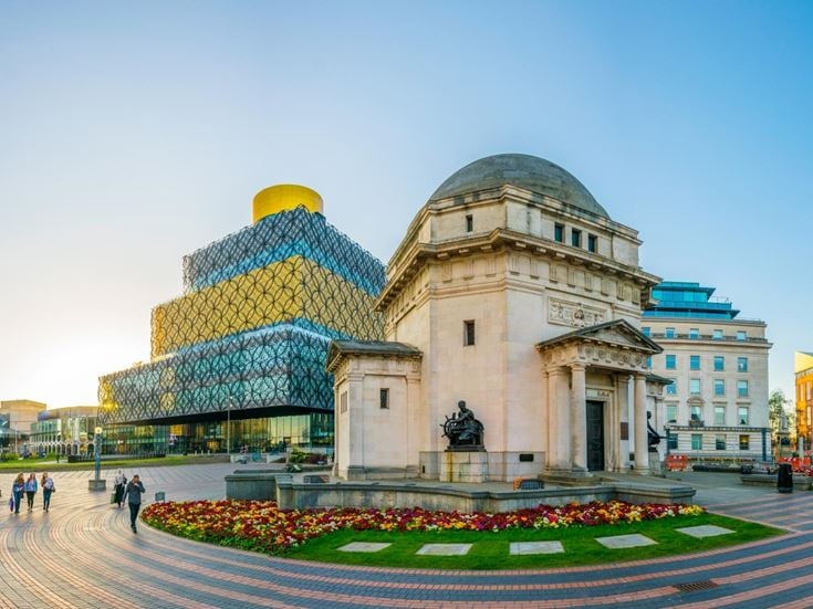 The Hall of Memory, with Baskerville House and the Library of Birmingham behind it.