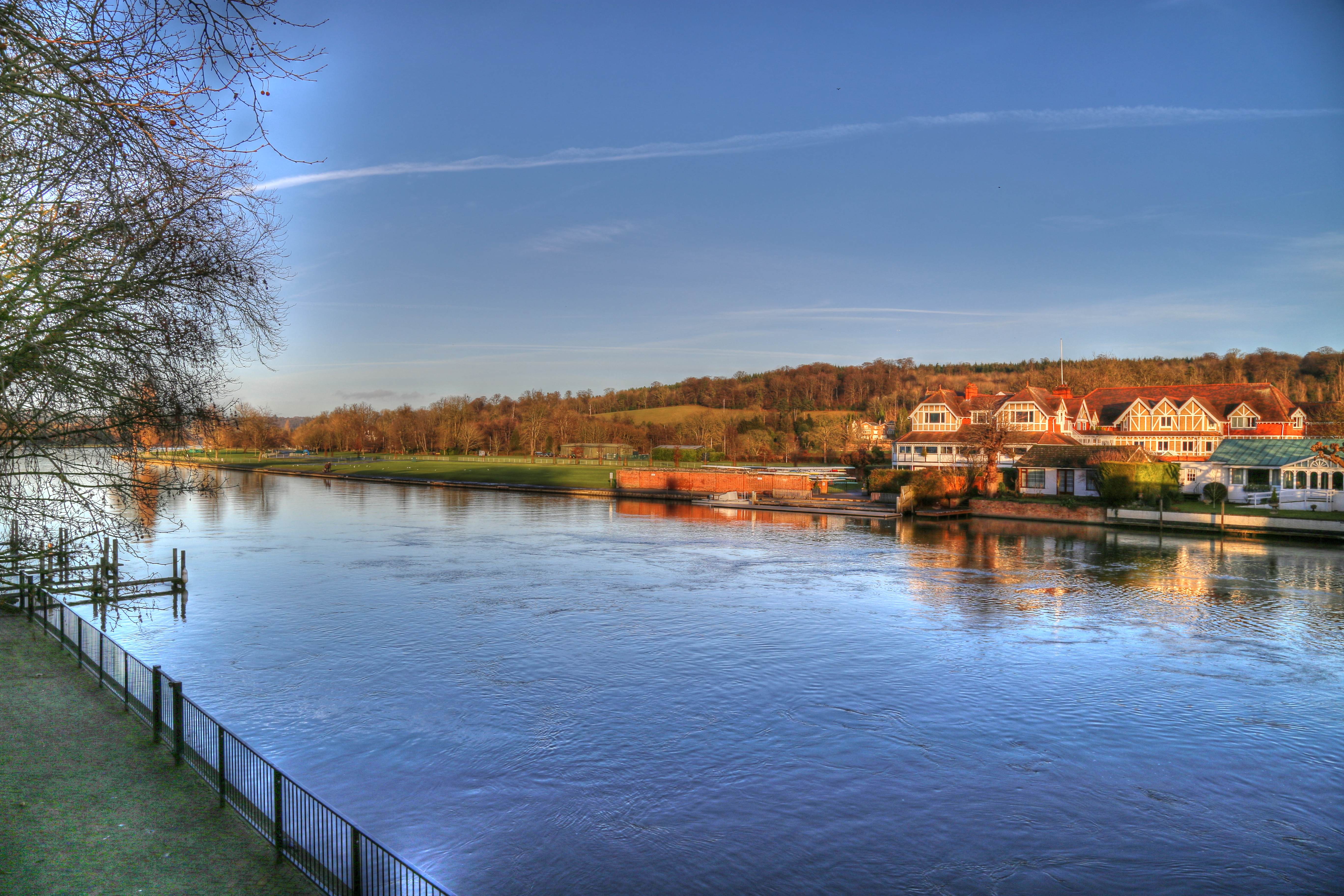 a body of water with houses along it