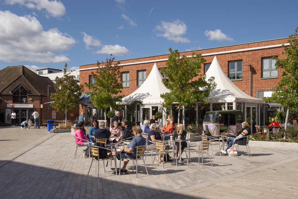 Retirement Homes for sale in Berkshire Oakingham Place McCarthy Stone