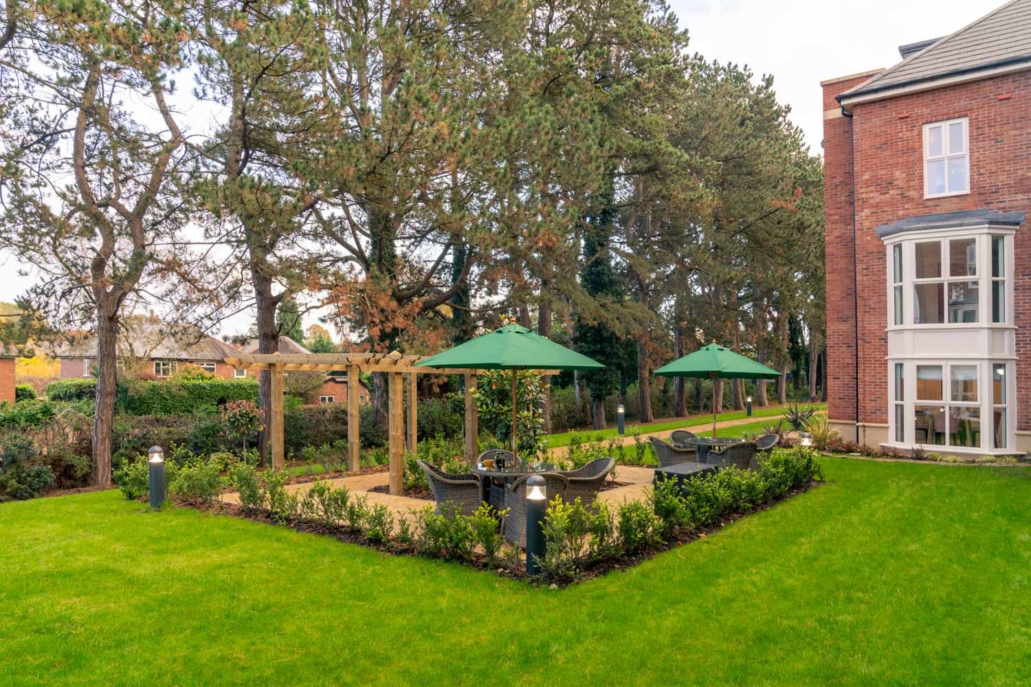 Centennial Place, Knutsford, Gardens