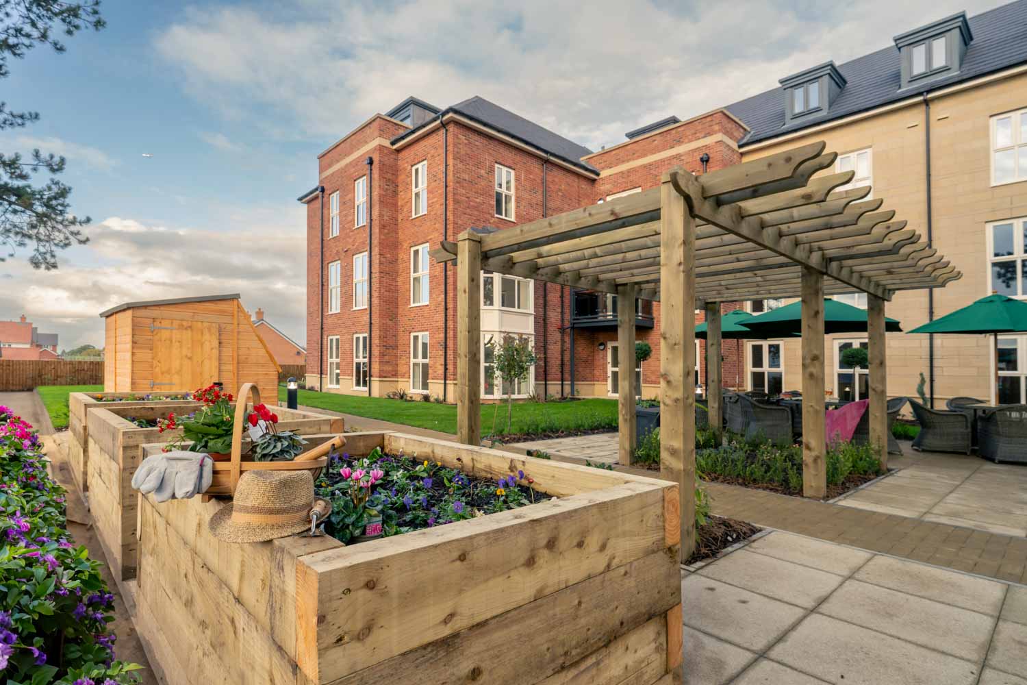 Centennial Place, Knutsford, Gardens