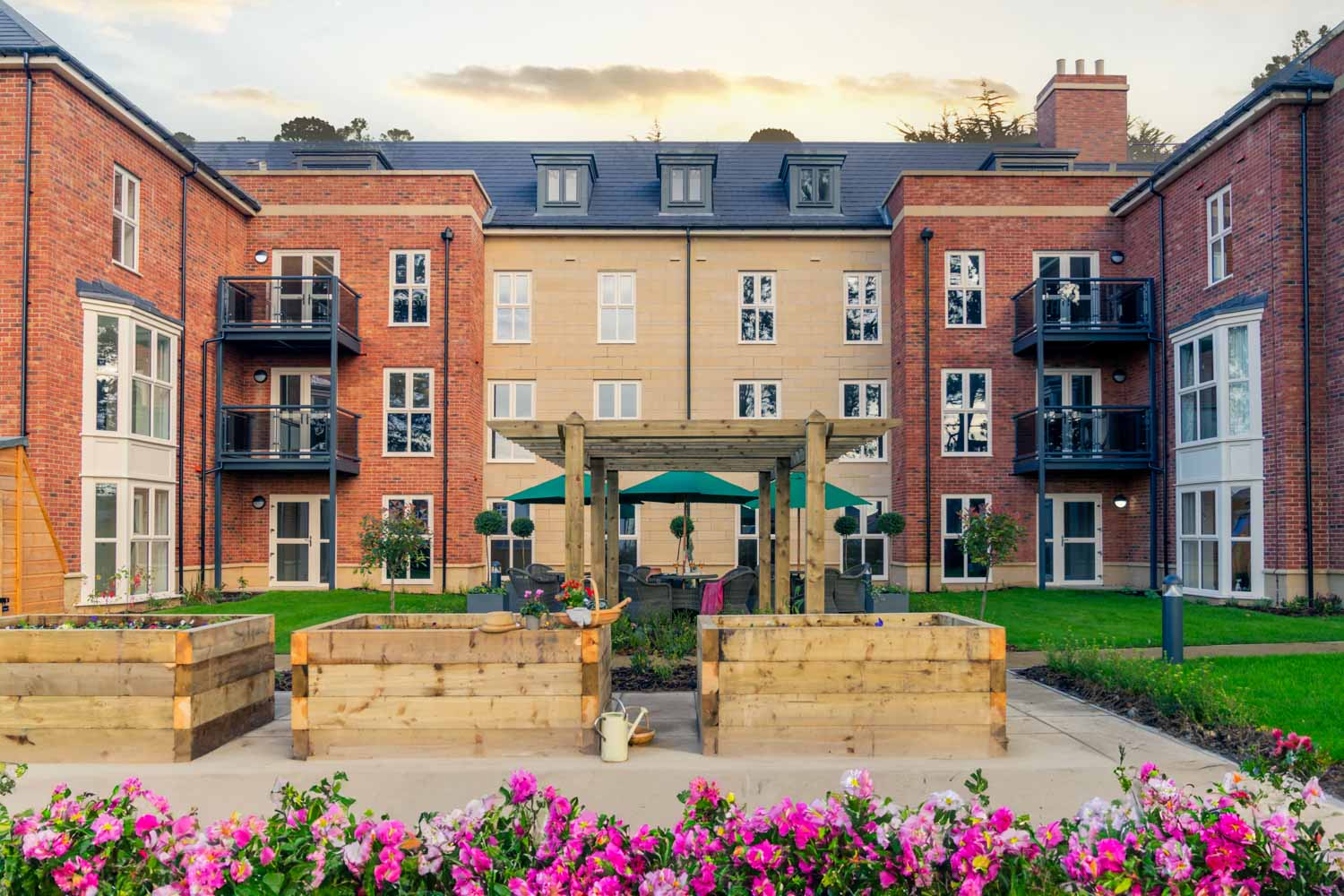 Centennial Place, Knutsford, Gardens