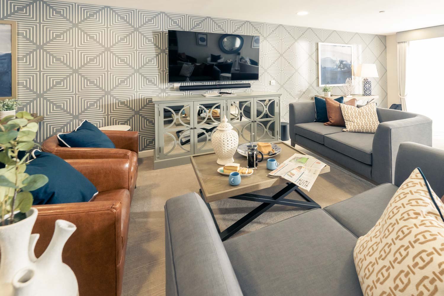 John Percyvale Court Lounge