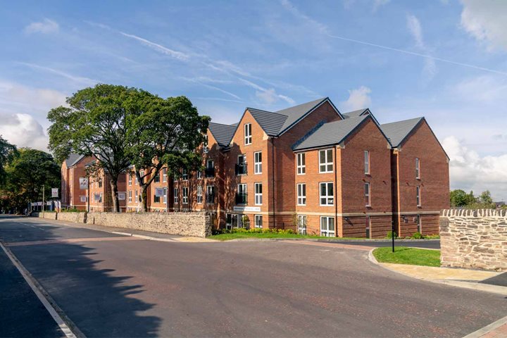 Kings Scholars Court Exterior