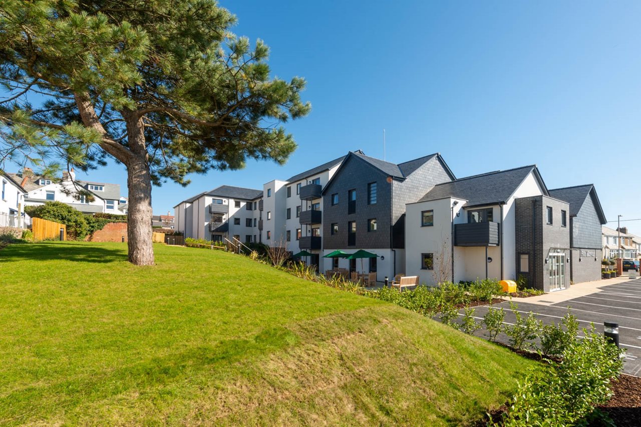 Retirement Homes for rental in Cornwall Pen Morvah McCarthy Stone