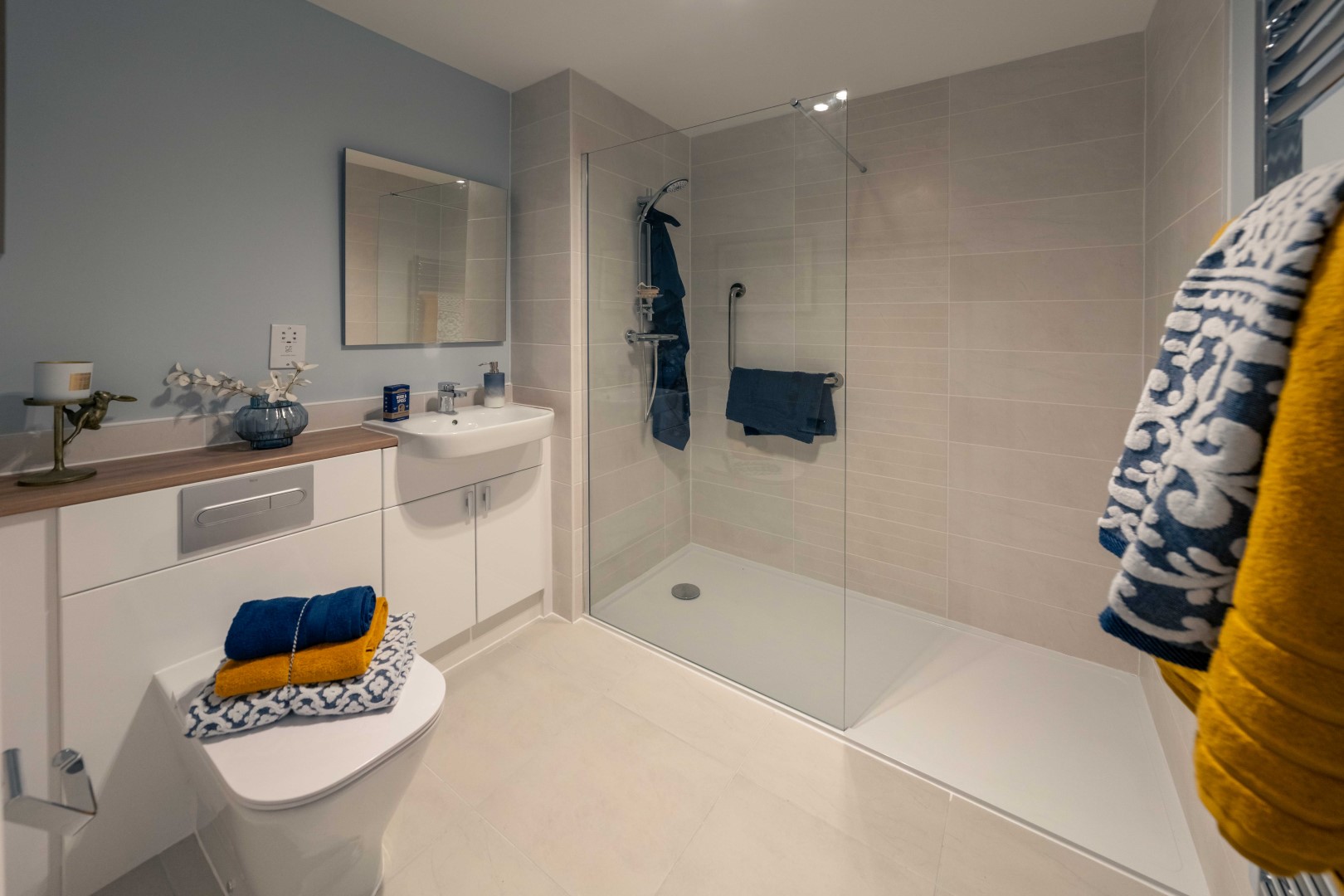 Foxglove Place Bathroom