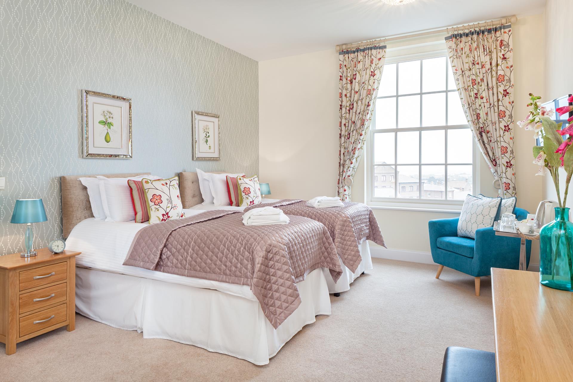 bowes lyon court retirement properties for sale rent