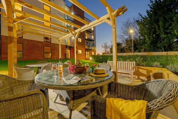 lionheart court retirement properties for sale rent