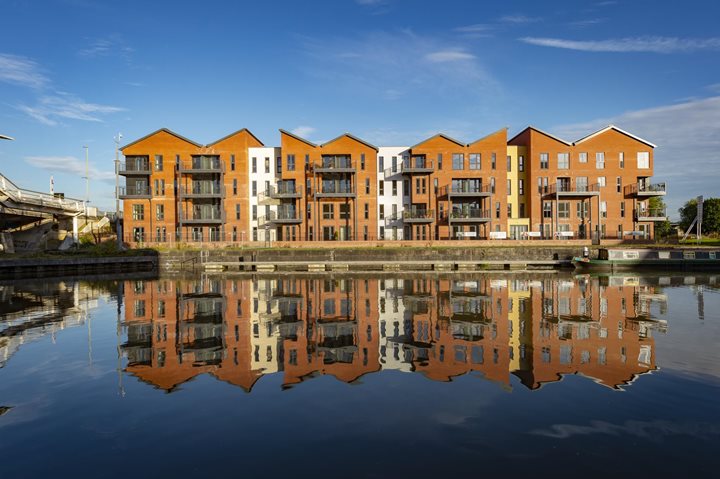 llanthony place retirement properties for sale rent