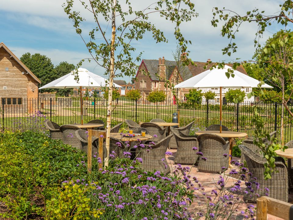 Retirement Homes for rental in Gloucestershire Llanthony Place