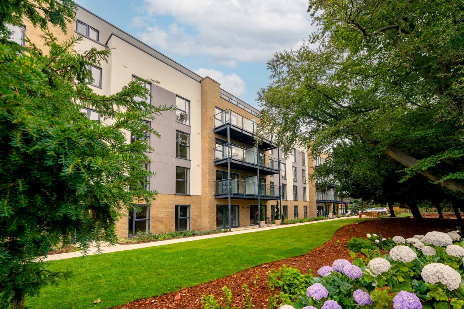 Pearson-House-Retirement-Apartment-Sale-Rent-Exterior