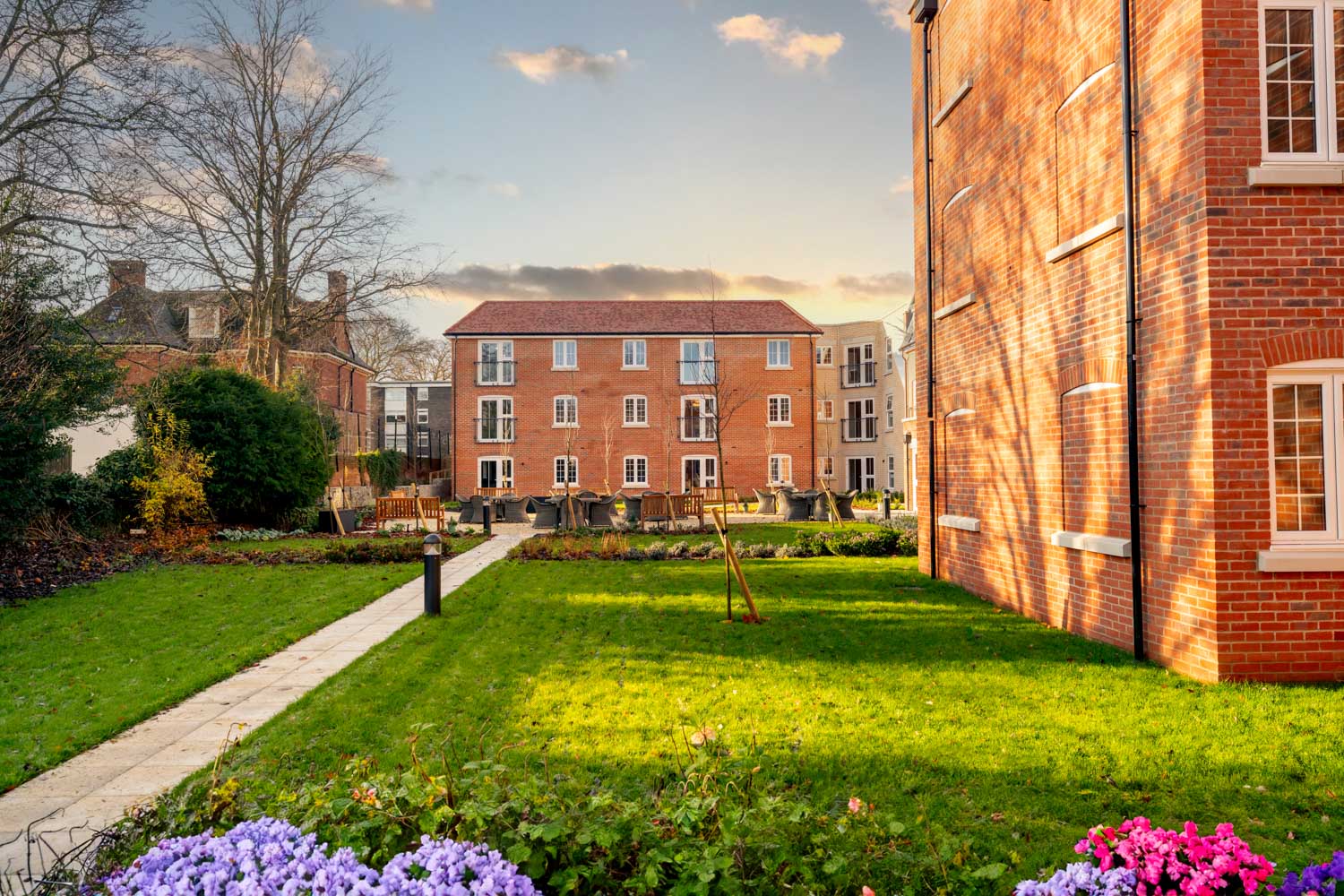 eastry-place-retirement-properties-sale-rent-garden