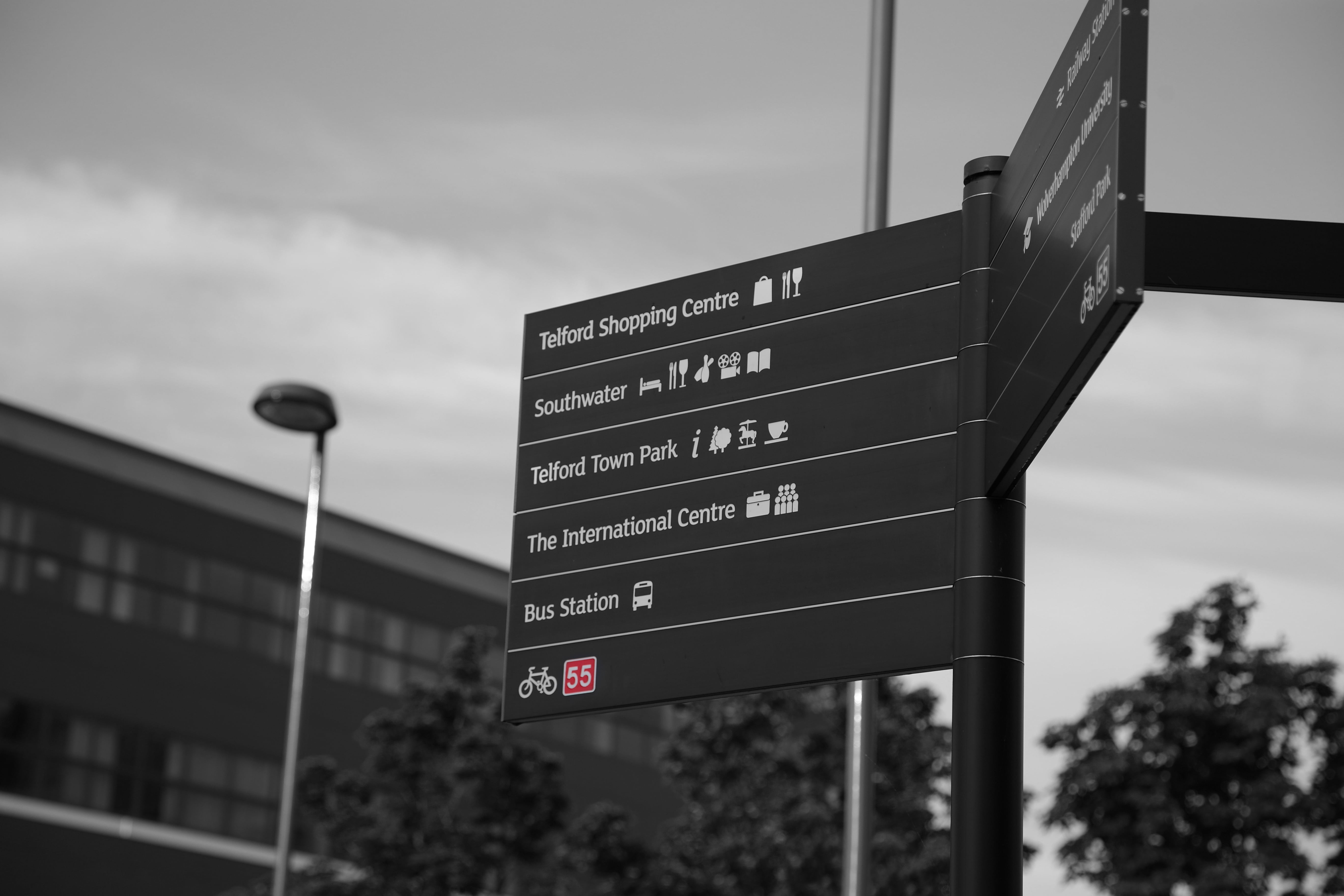a sign board with instructions