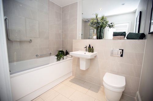 bathroom with flowers