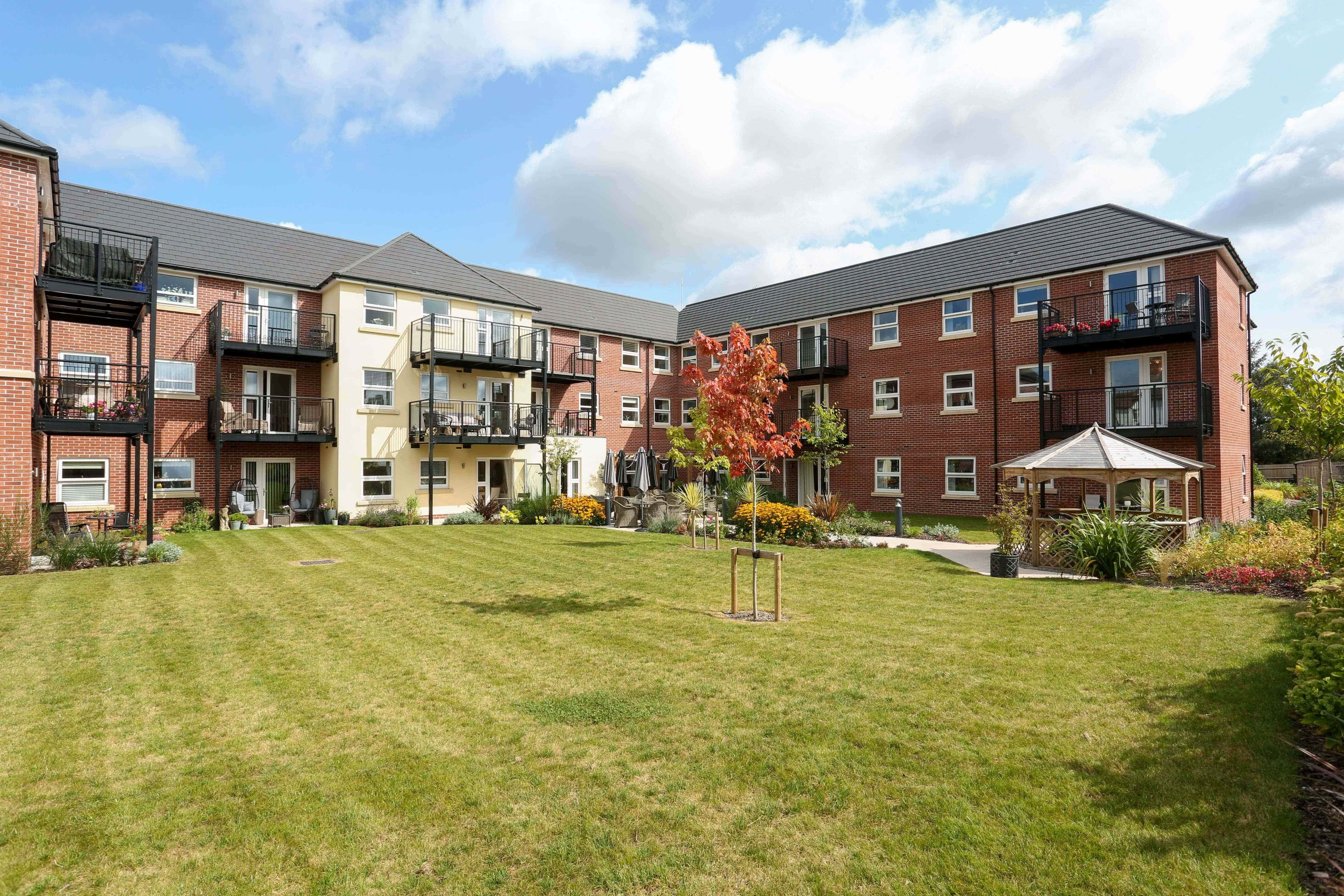 The stunning large south facing gardens at Foxglove Place