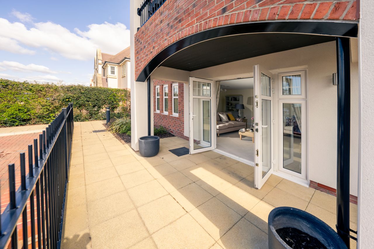 Retirement Homes for in Warwickshire Orchard Gate McCarthy Stone