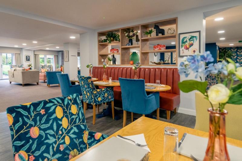 Retirement Homes for sale/rent in West Midlands Thorneycroft